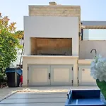 Casa Mia *